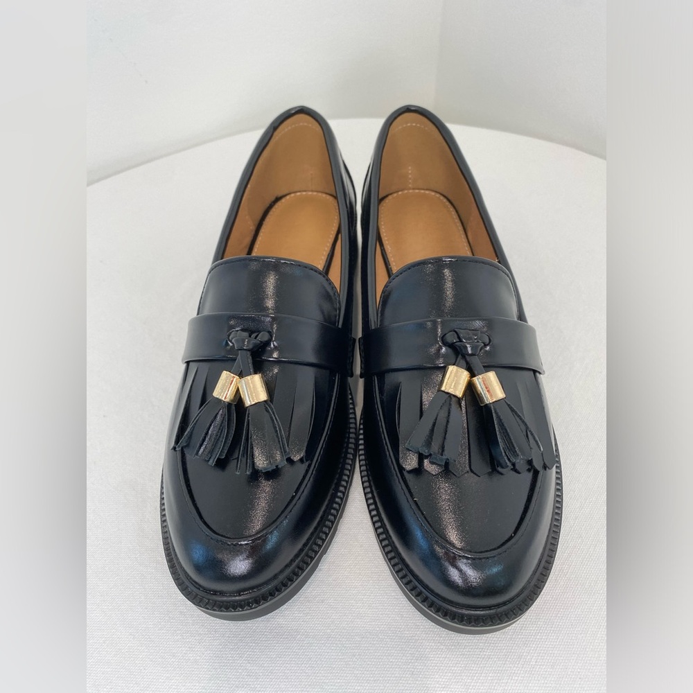 Black Tassel Loafers with Flat Block Heel Size 6.5